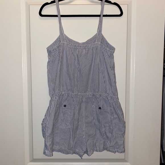 Romper - Picture 2 of 3